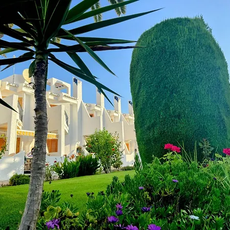 Contemporary House In Cabo Roig أوريويلا