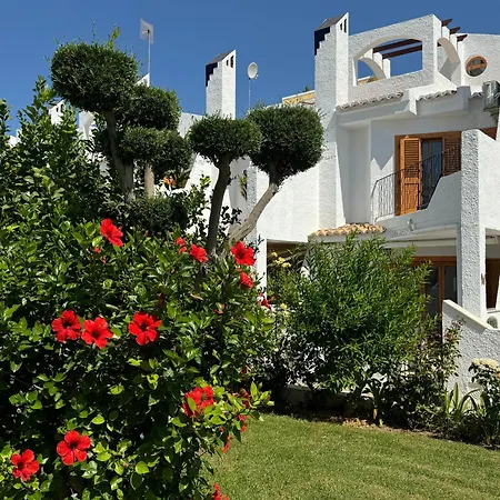 Contemporary House In Cabo Roig بيت للعطل