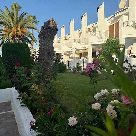 بيت للعطل Contemporary House In Cabo Roig *